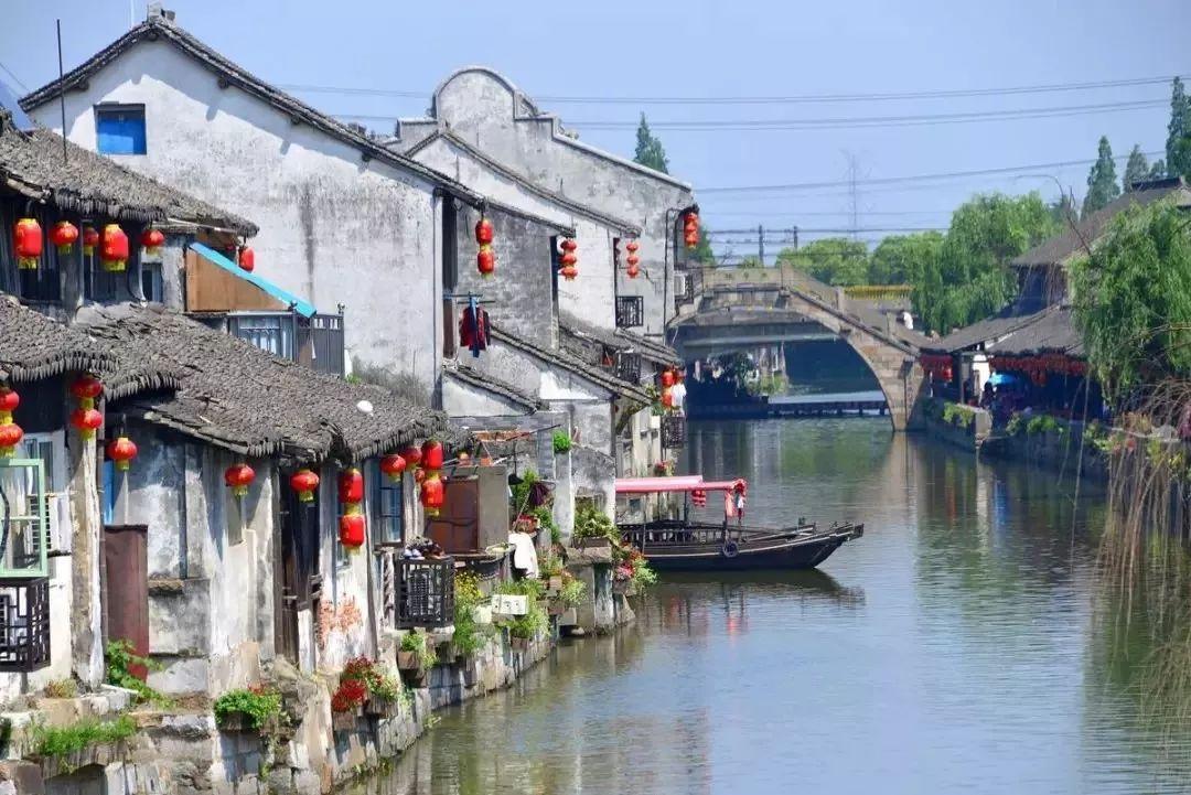 清朝纳兰性德:仿作700年前李煜的一首词,谁技高一筹?您来评判
